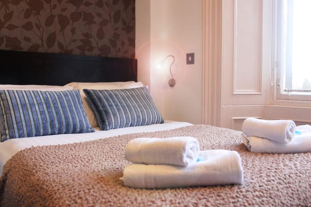 Victoria Park House Hostel Edinburgh Bagian luar foto